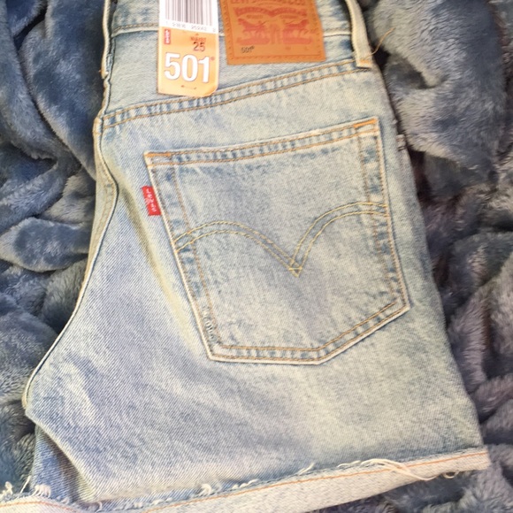 Levi’s 501 shorts - Picture 3 of 4